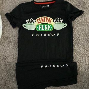 2 piece “Friends” set